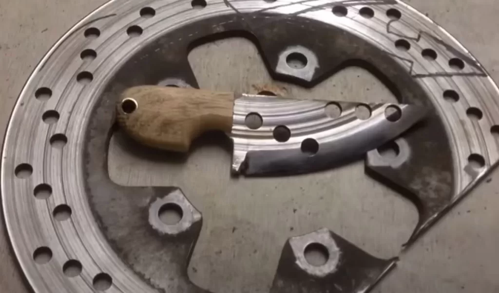 Drawing the shape of a knife on a brake rotor
